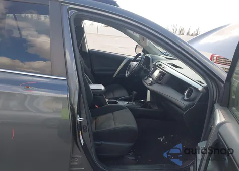 2016 Toyota Rav4 Xle из США, поврежденный, VIN JTMWFREV6GD083079